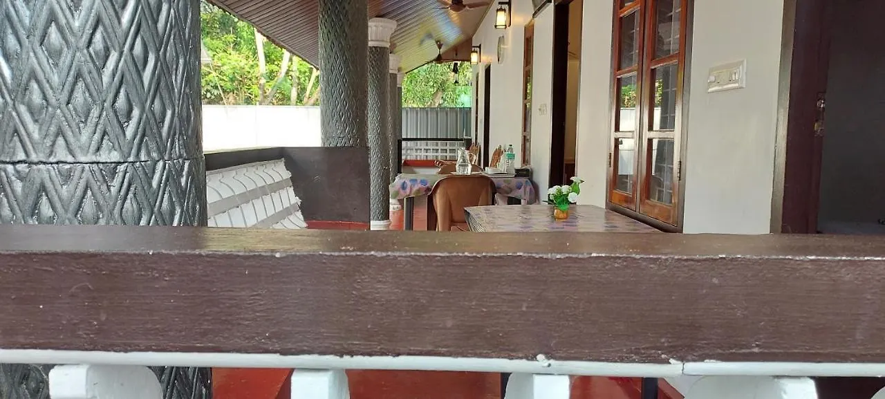 Marari Casa Almare Bed & Breakfast Mararikulam